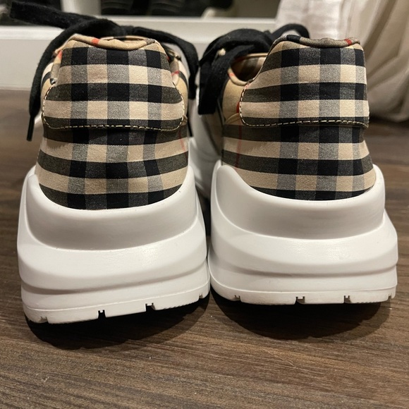 Men’s Burberry Sneakers - Picture 4 of 11